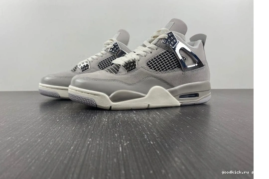 Frozen 4 Retro Moments   AQ9129-001 Jordan AQ9129-001 0306